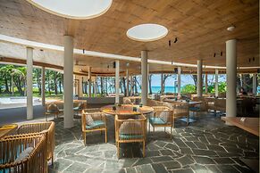 Le Méridien Phuket Mai Khao Beach Resort