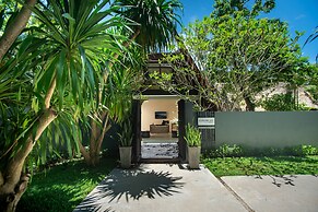 Le Méridien Phuket Mai Khao Beach Resort