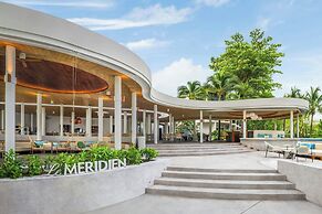 Le Méridien Phuket Mai Khao Beach Resort