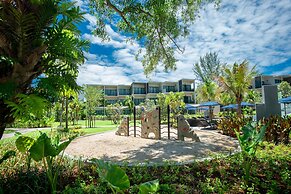 Le Méridien Phuket Mai Khao Beach Resort