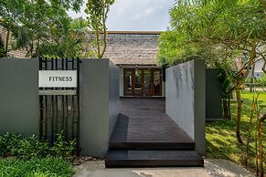 Le Méridien Phuket Mai Khao Beach Resort