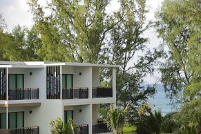 Le Méridien Phuket Mai Khao Beach Resort