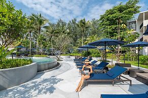 Le Méridien Phuket Mai Khao Beach Resort