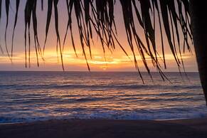 Le Méridien Phuket Mai Khao Beach Resort