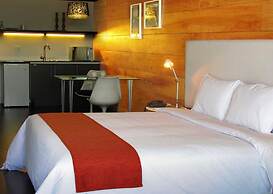 Costa Colonia - Riverside Boutique Hotel