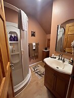 Alaska Adventure Unlimited Chalets