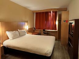ibis Istres Trigance