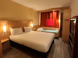 ibis Istres Trigance