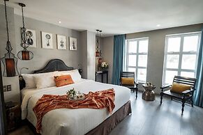 Sanouva Saigon Hotel