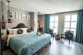 Sanouva Saigon Hotel