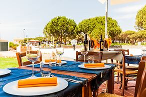 Petri Marini Hotel & Resort