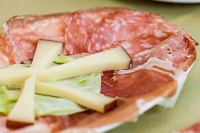 Petri Marini Hotel & Resort