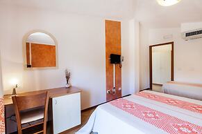 Petri Marini Hotel & Resort