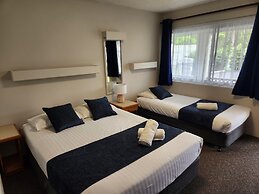 Bucketts Way Motel