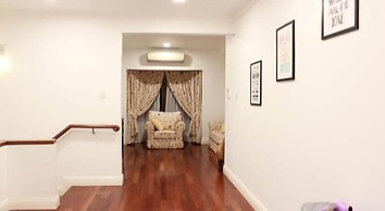 Jack's CondoApartment @ Marina Court Resort Condominium