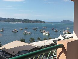 Jack's CondoApartment @ Marina Court Resort Condominium