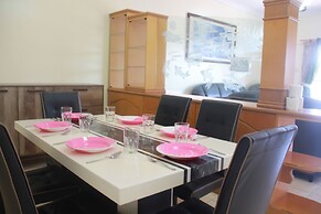 Jack's CondoApartment @ Marina Court Resort Condominium