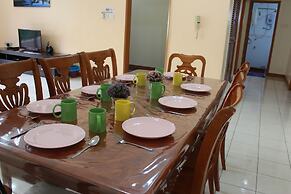 Jack's CondoApartment @ Marina Court Resort Condominium