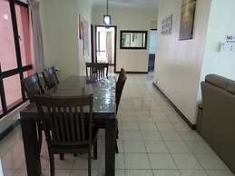 Jack's CondoApartment @ Marina Court Resort Condominium