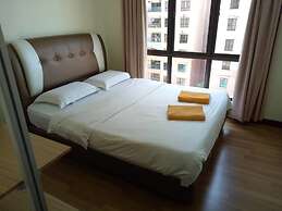 Jack's CondoApartment @ Marina Court Resort Condominium