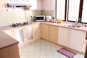 Jack's CondoApartment @ Marina Court Resort Condominium