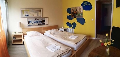 Hotel & Backpackers Zak