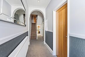 Dovedale Hotel