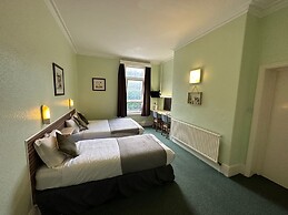Green Gables Hotel