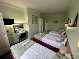 Green Gables Hotel