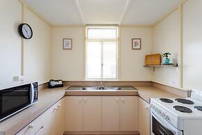 Park Avenue Holiday Units