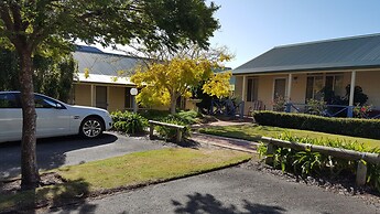 Park Avenue Holiday Units