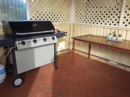 Park Avenue Holiday Units