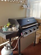 Park Avenue Holiday Units