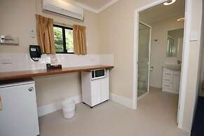 All Seasons Country Lodge