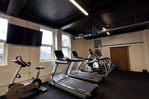 Ramada by Wyndham Hamilton City Center