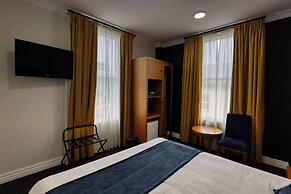 Ramada by Wyndham Hamilton City Center