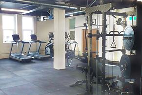 Ramada by Wyndham Hamilton City Center