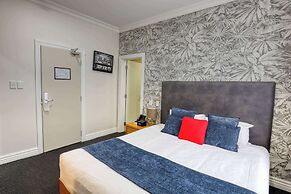 Ramada by Wyndham Hamilton City Center