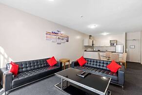 Ramada by Wyndham Hamilton City Center