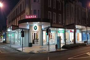 Ramada by Wyndham Hamilton City Center