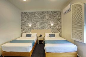 Ramada by Wyndham Hamilton City Center