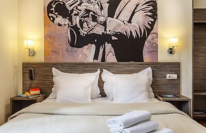 Jazz Hotel