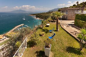 Villaggio Villa Lubrense