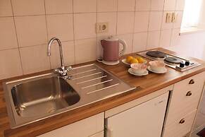 Villa Mandolina Apartments