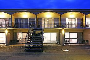 289 Midway Motel