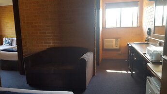 Royal Palms Motor Inn