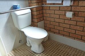 Royal Palms Motor Inn