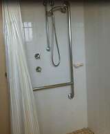 Royal Palms Motor Inn