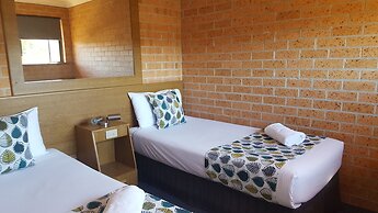 Royal Palms Motor Inn