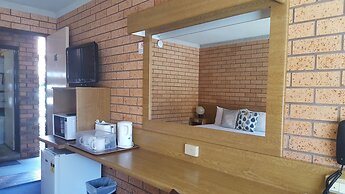 Royal Palms Motor Inn